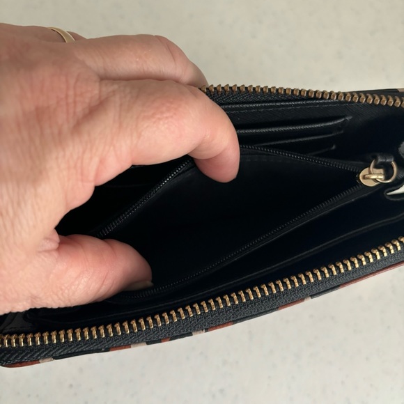 Fossil Brown Animal Print Cow Hide Leather Wallet Pockets Travel Padded Zipper - Picture 8 of 8